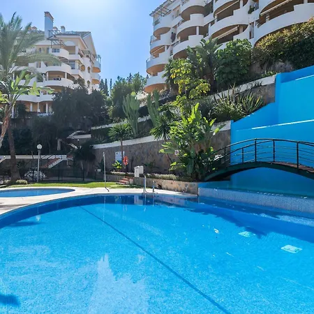 Cozy 2 Bdrm W Sea Views Next To Puerto Banus Marbella